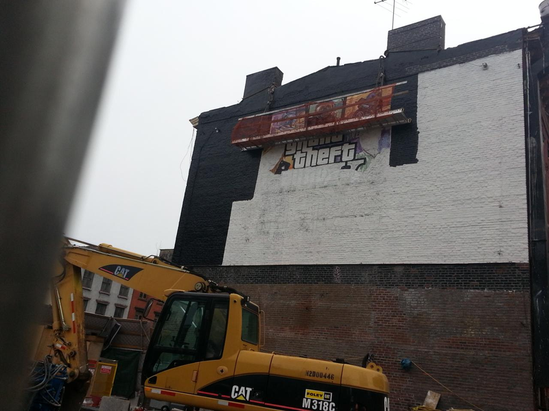 Illustration for article titled New Mural Could Reveal Grand Theft Auto V Box Art